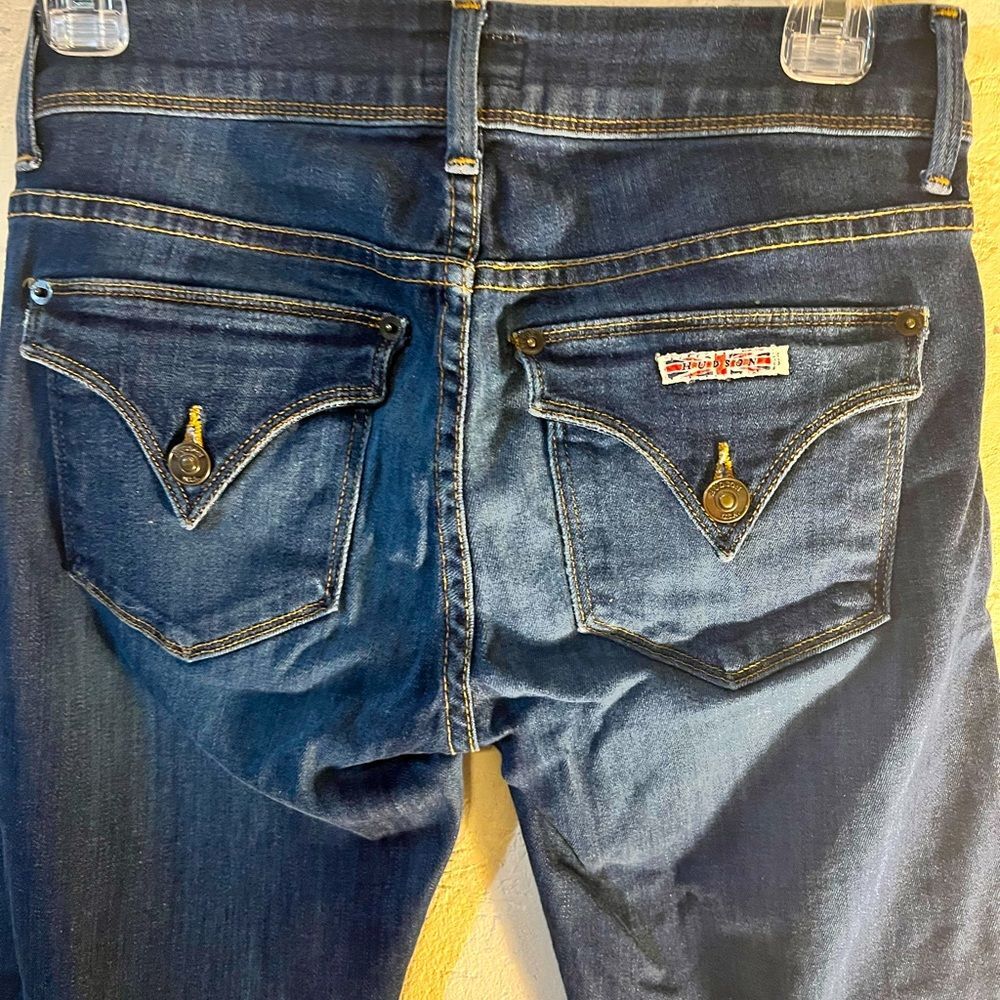 Hudson women’s premium jeans 25 waist